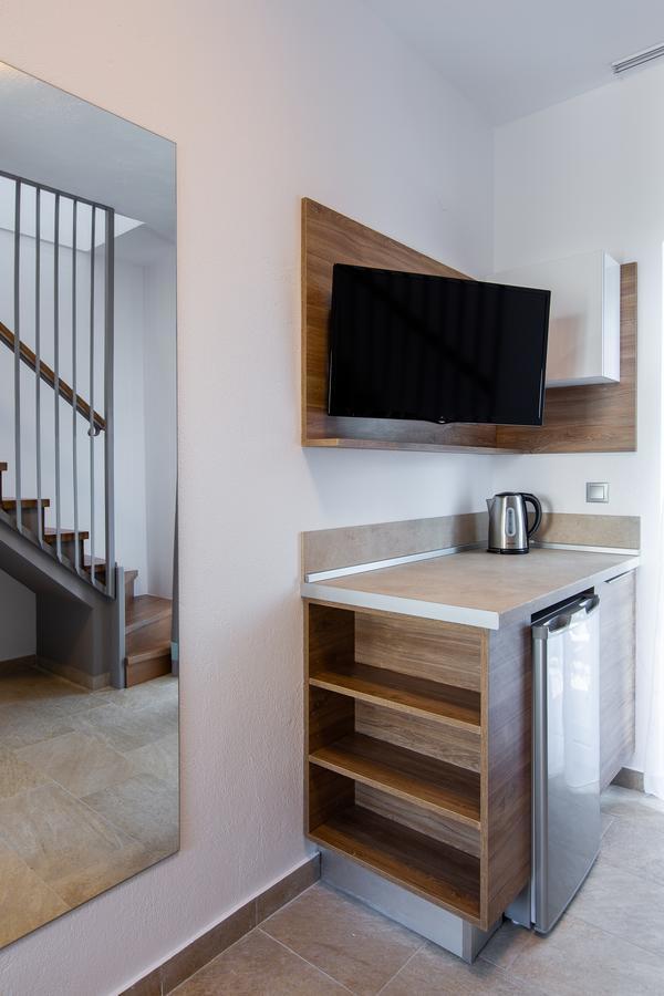 Saint Lucas Suites Νέα Ποτίδαια Εξωτερικό φωτογραφία